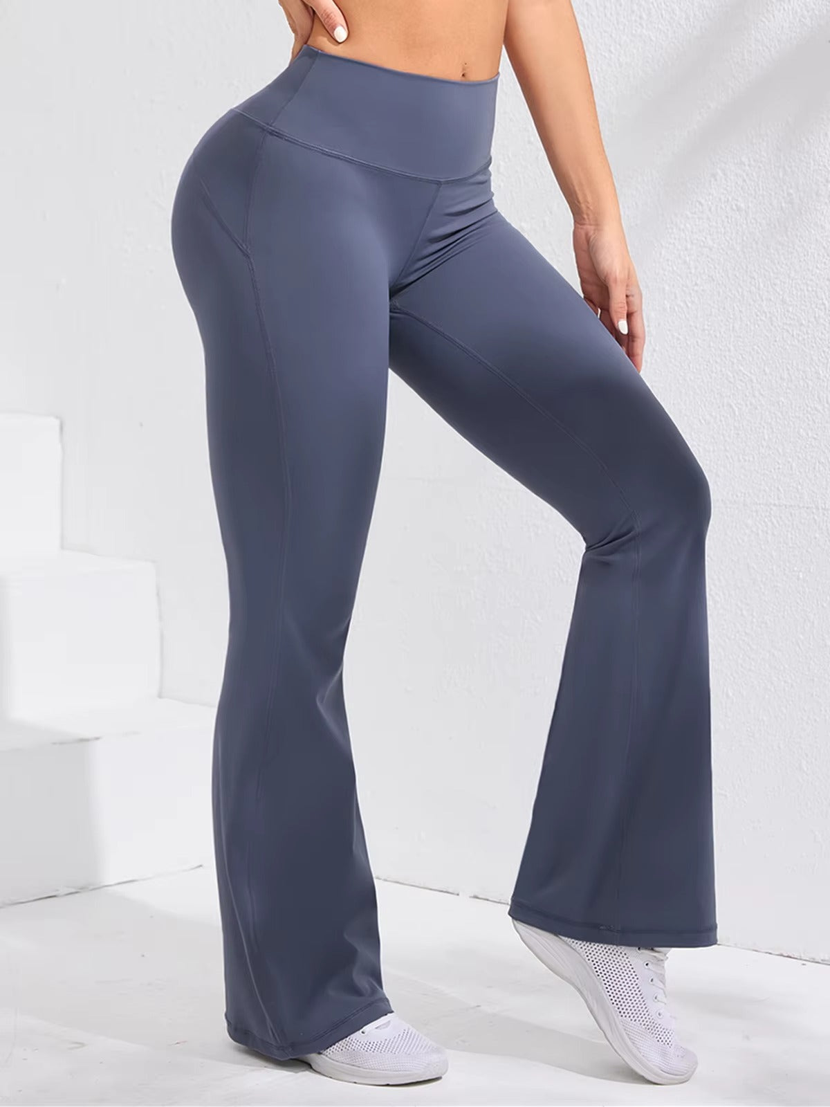 Elevate Flare Leggings