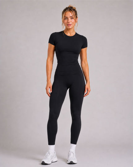 Defined Performance Tee - Svart
