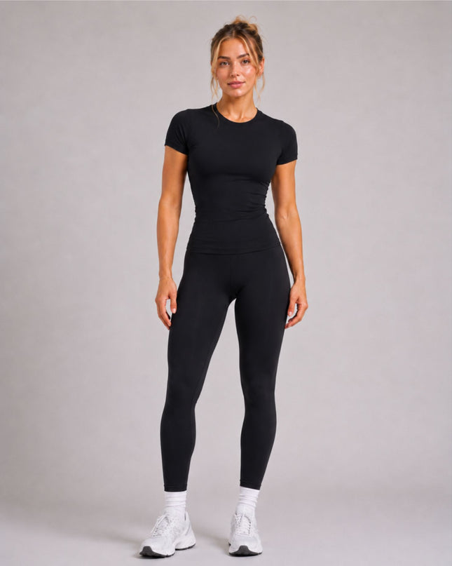 Defined Performance Tee - Svart