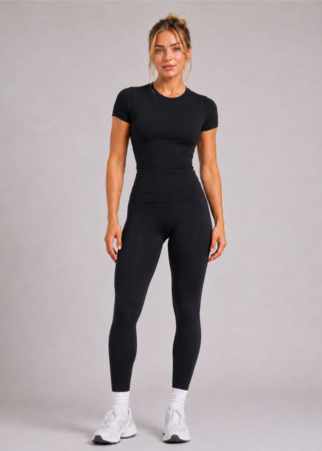 Defined Performance Tee - Svart